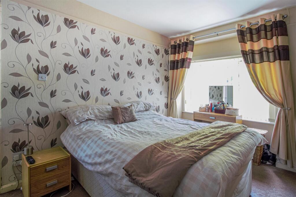 Grand Avenue 56a-2.jpg