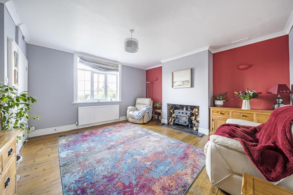 Living Room (2)