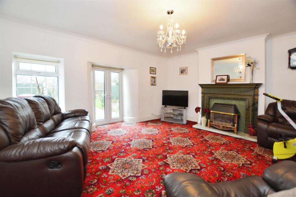 Rear Living Room