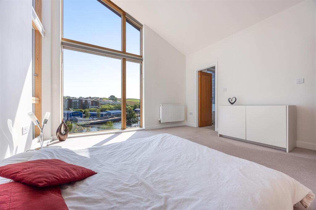 A28 - 17 Baltic Way Totnes - 250514.jpg