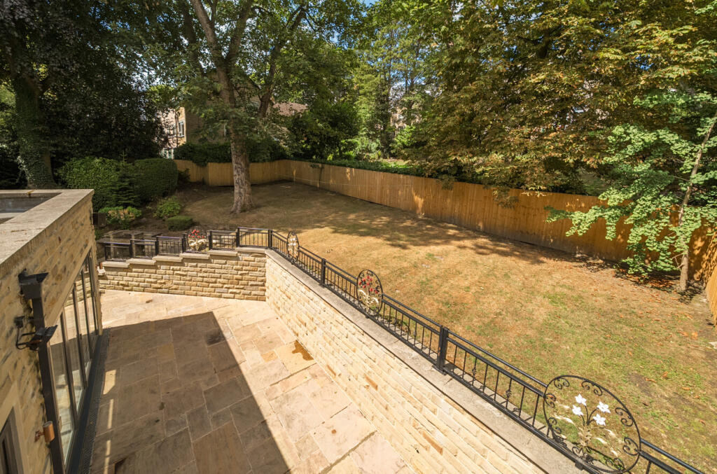 1325666-7-6877ac8...