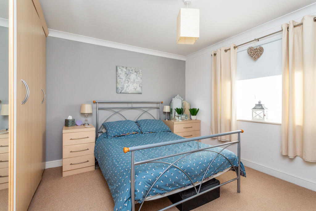 bedroom1a2