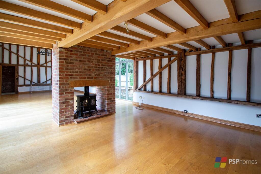 Sitting Room to Drawing Room