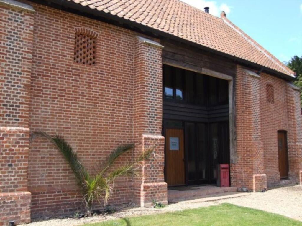 Common Farm Barns, The Common