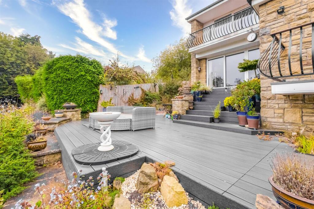 PATIO 2.jpg