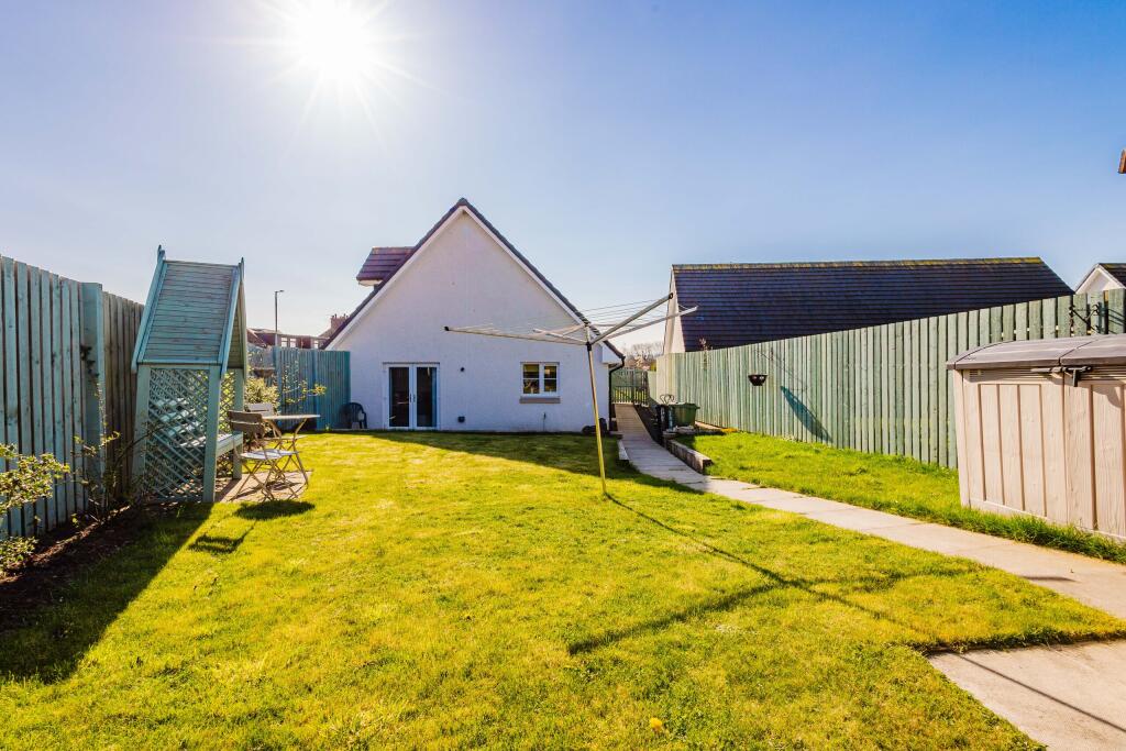 2 The Old School Yard (7 of 26)