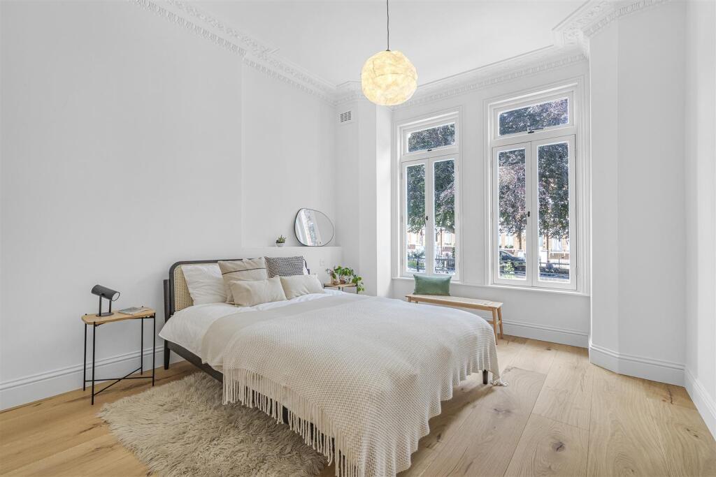 BEDROOM2a (2).jpg