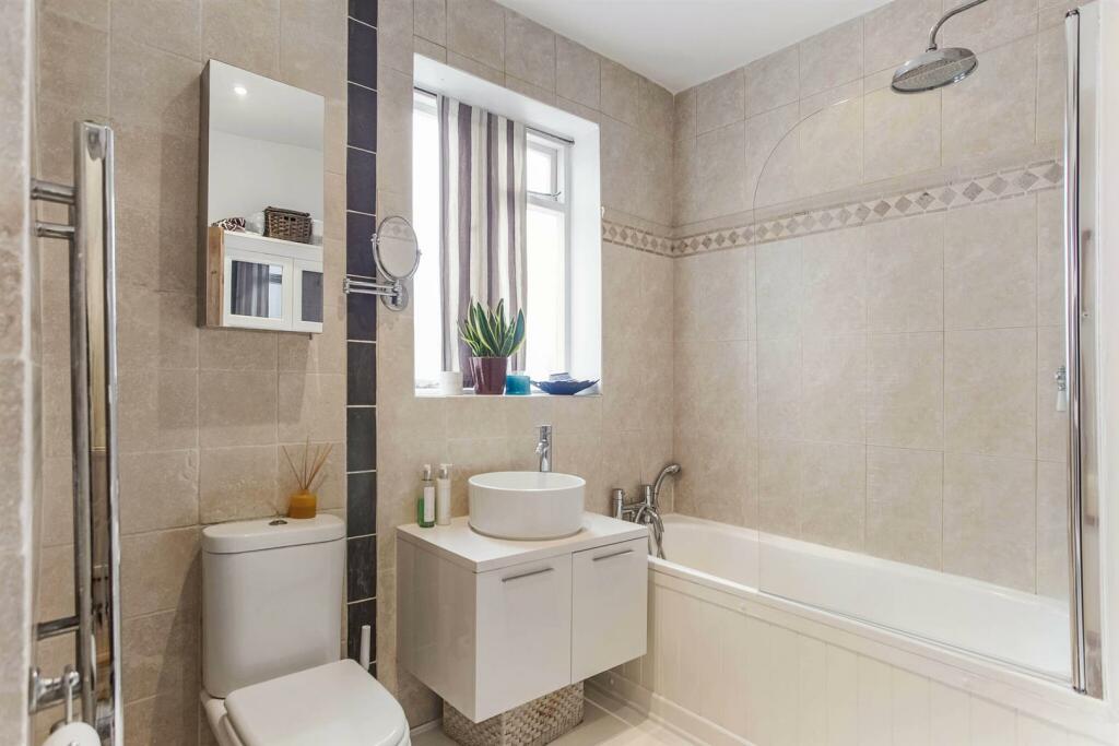 77425_First-Second-Floor-Flat (23)_low.jpg