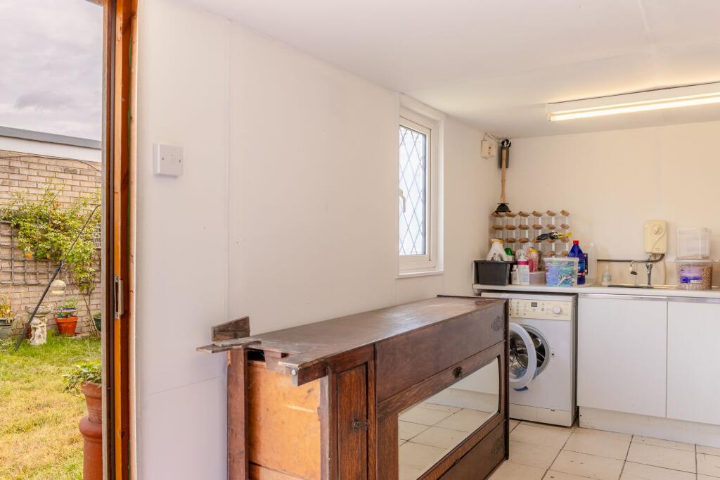 Garage / Workshop to the Rear of the Property