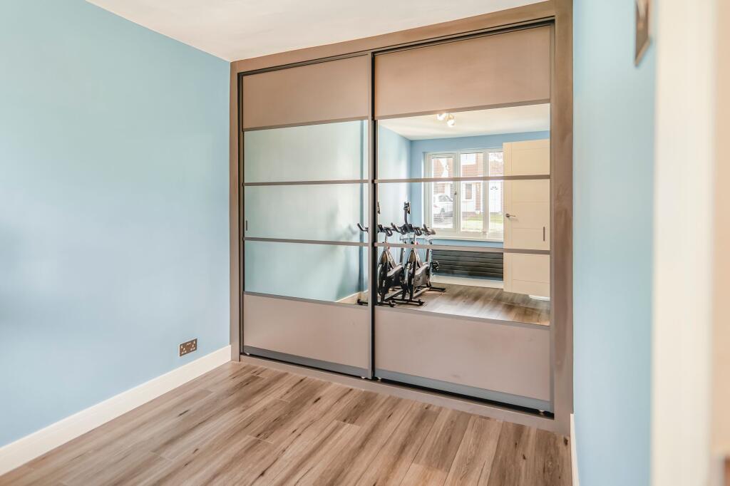 Gym - additional reception room