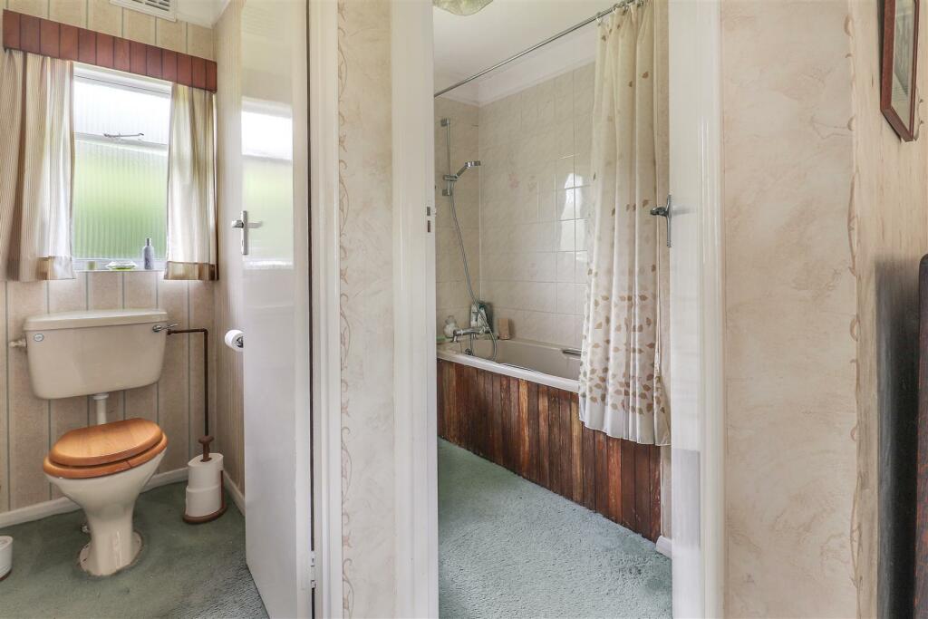 Bathroom &amp; WC.jpg