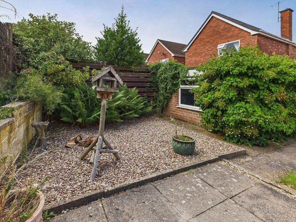 CAM04273G0-PR0161...