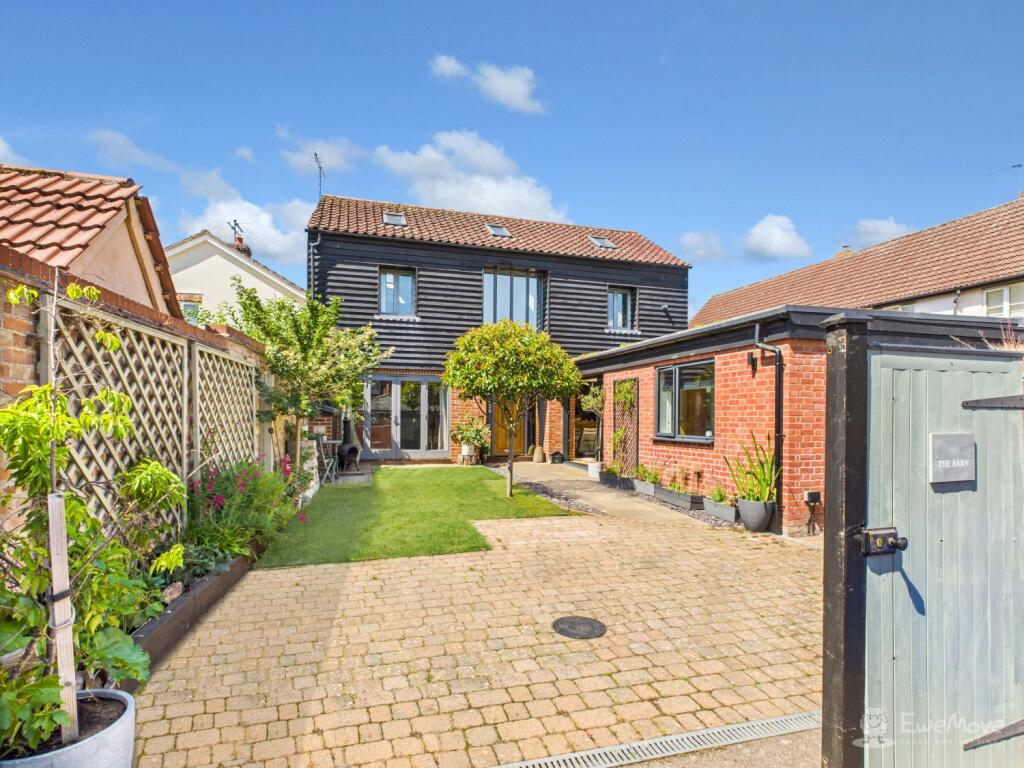 Front of house- Mark Stephens EweMove Newmarket an