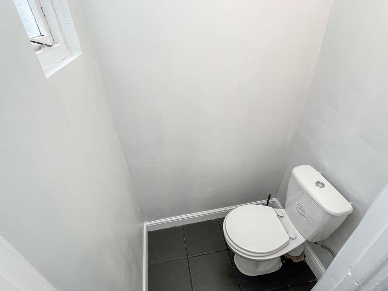 GROUND FLOOR WC