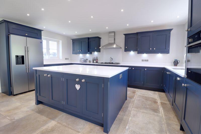 Family Dining Kitchen