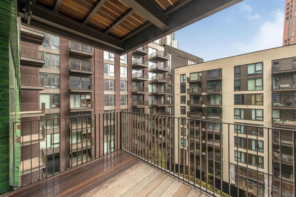 Balcony (2).jpg