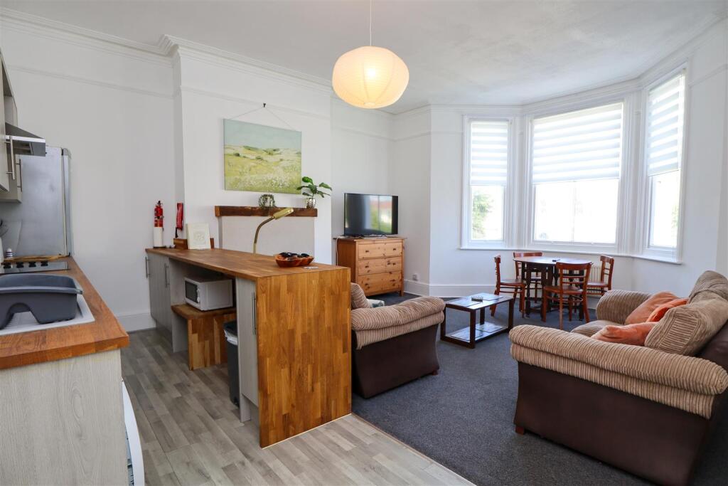 Open-plan kitchen/living room