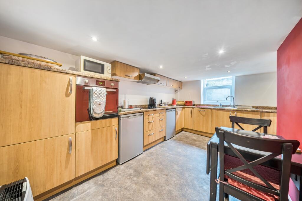 1326179-11-6877b45b31478