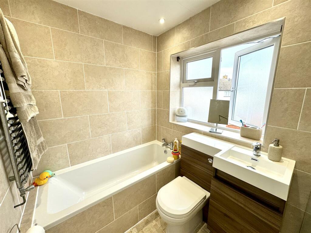 WET ROOM