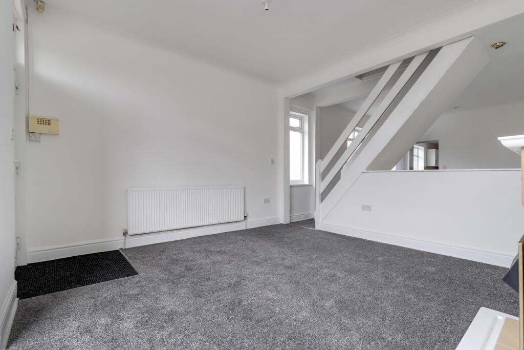 4- Rob Hammond EweMove Pontefract