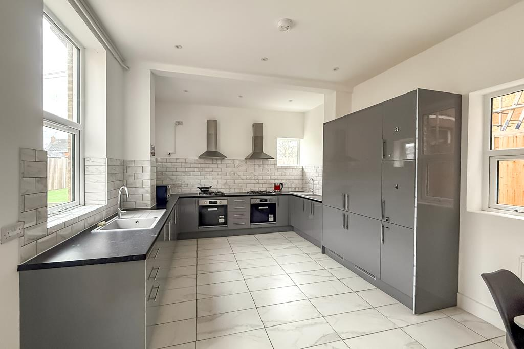 Communal Kitchen/Diner