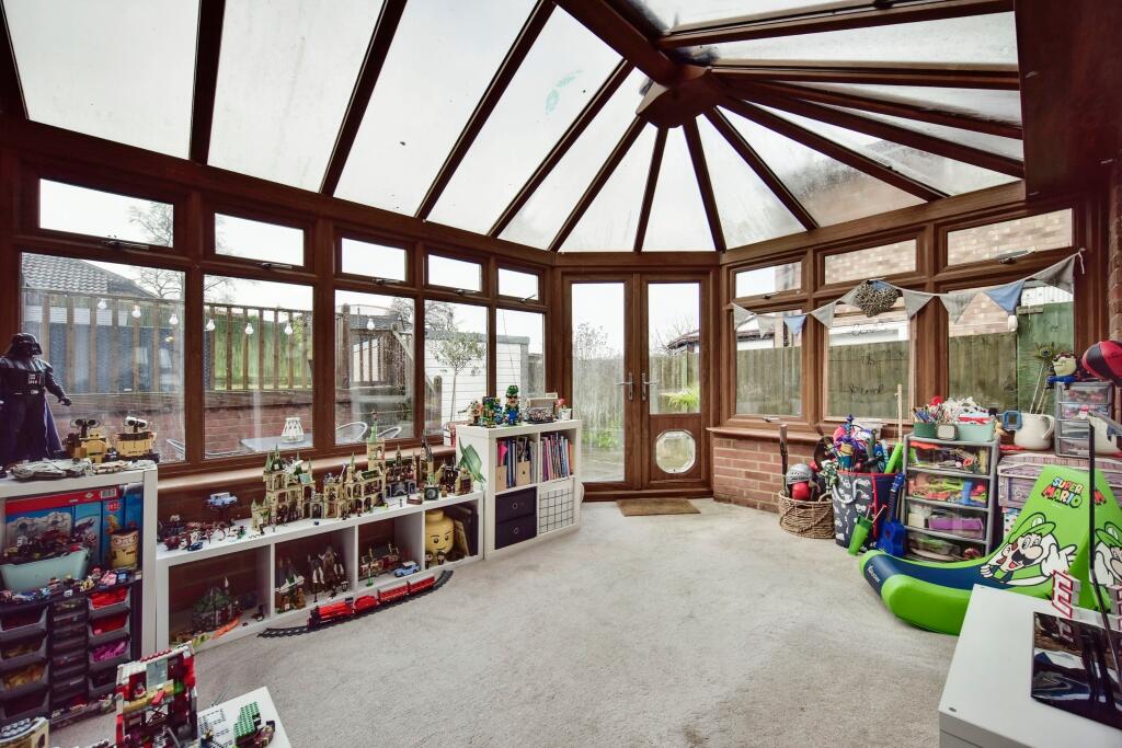Large Conservatory