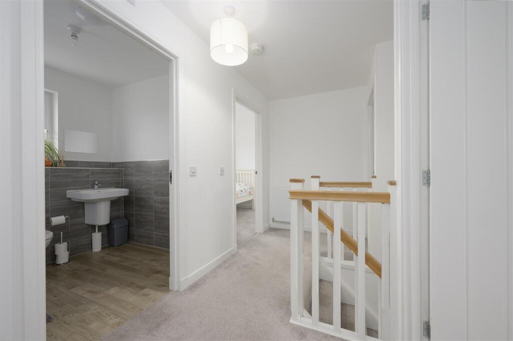 24 Jenny McCallum Way 023.jpg