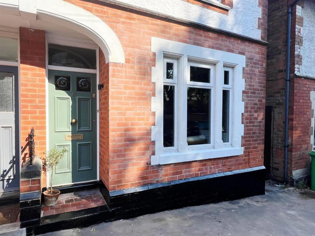 14 - CC - gf front.jpg