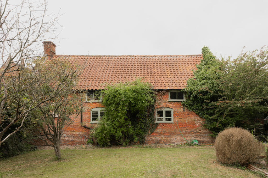 305400 - Old Hall Farm, South Burlingham-43.jpg