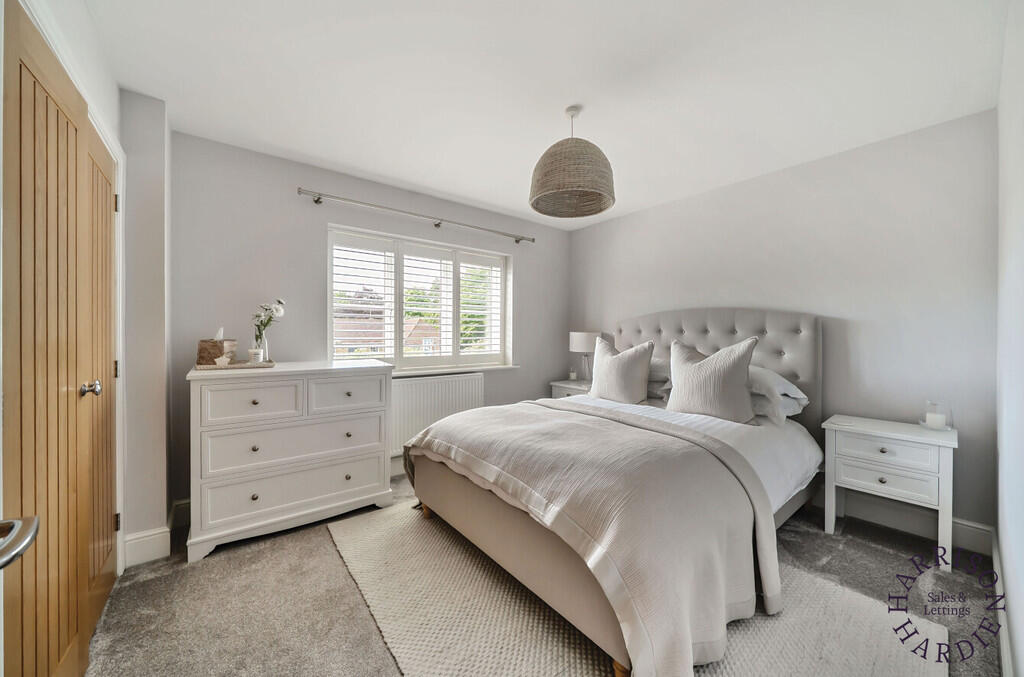 99ea086a-3e22-491...