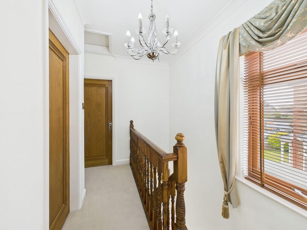 CAM01835G0-PR0193...