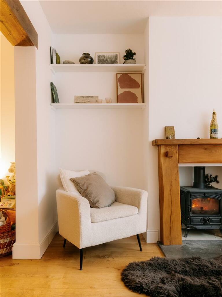 Sitting Room Alcove.jpg