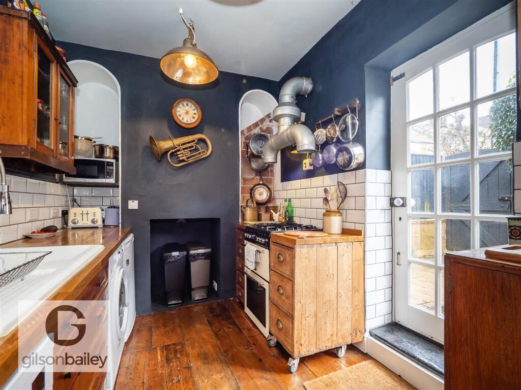 81RosaryRoad-66.jpg