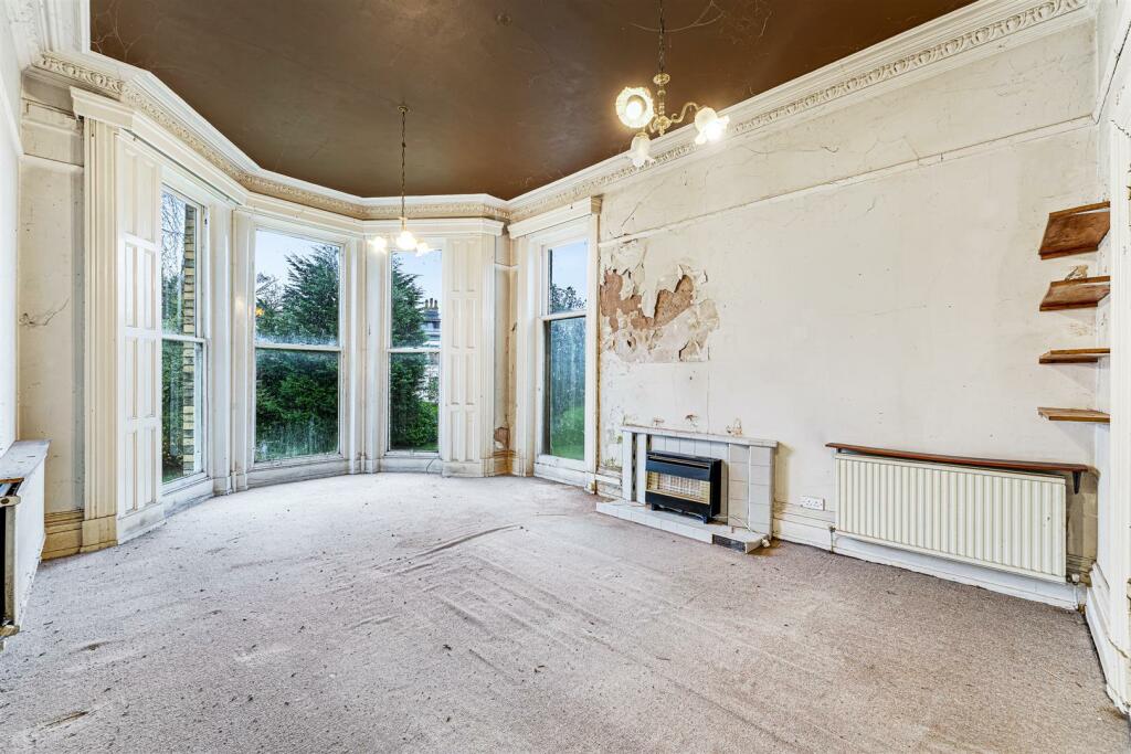 APT 1 EDGE MOUNT-24.jpg