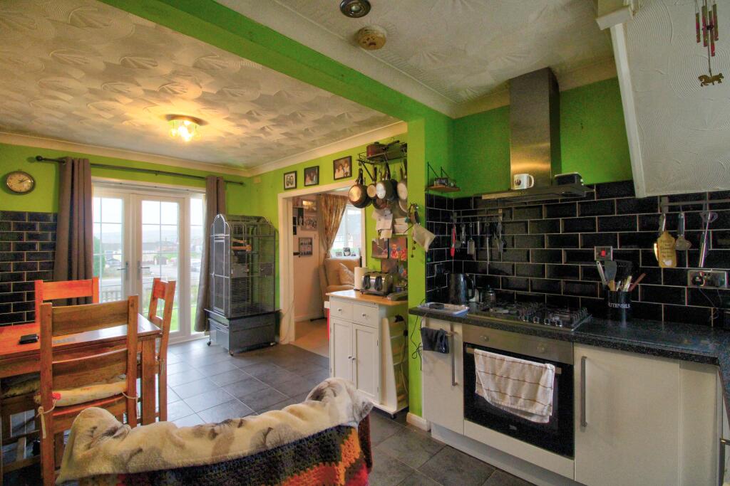 IMG_7874_5_6_Interior 4