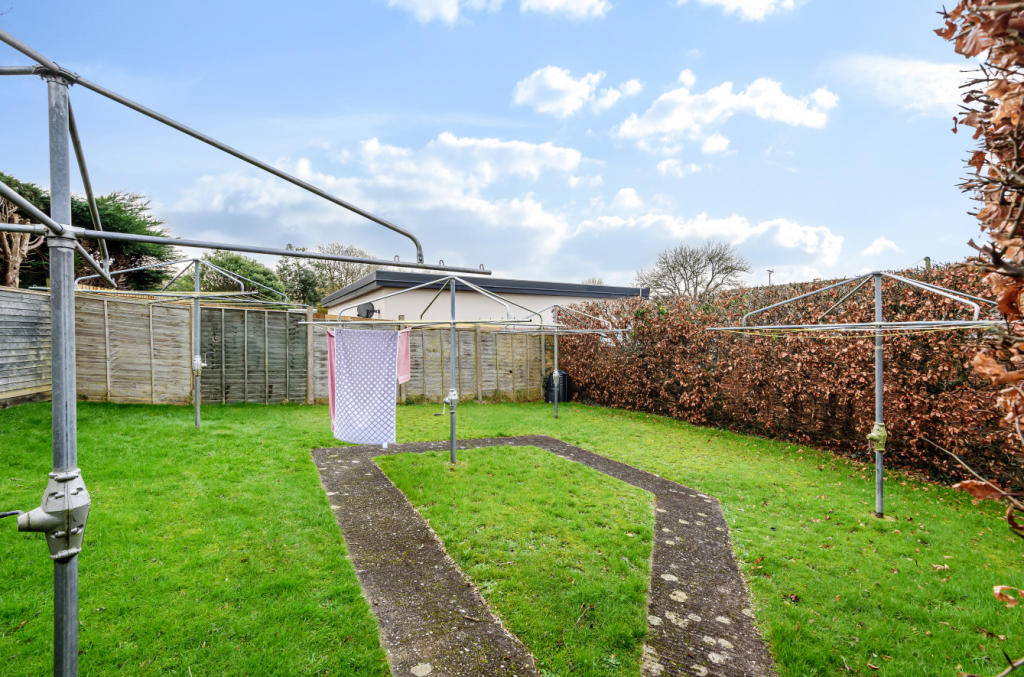 Washing Line Area
