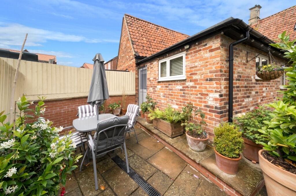 1333480-13-68912b502d98f-ARW