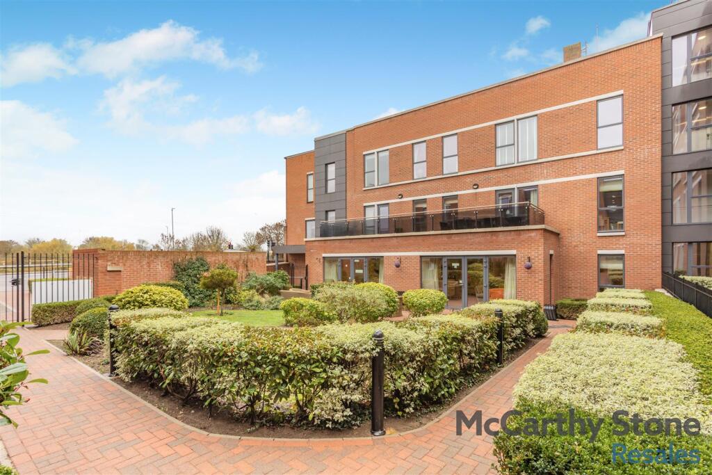 8670629-exterior04.jpg