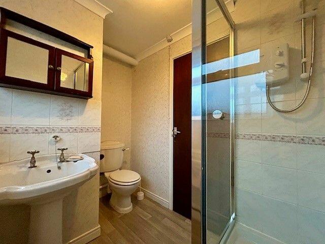 Shower Room/ Wc