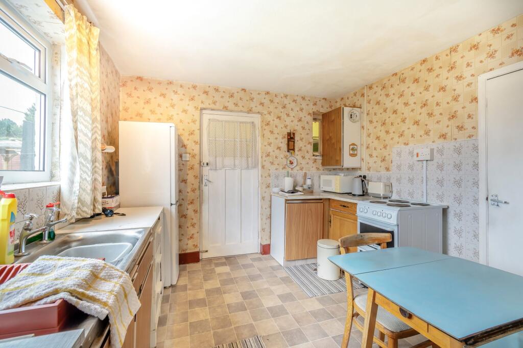 Kitchen/ Breakfast room