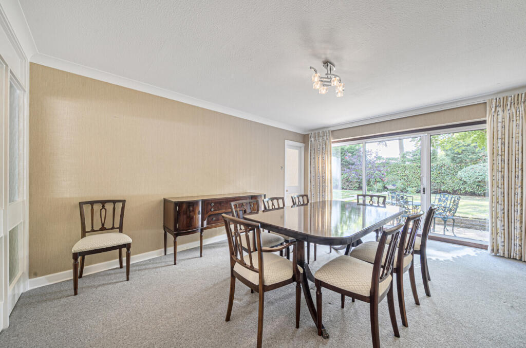 1353661-10-68c2da...