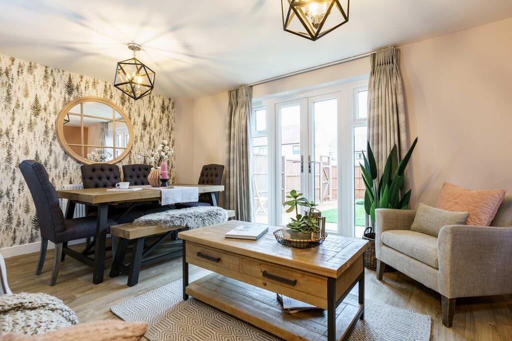 Direct access to the rear garden