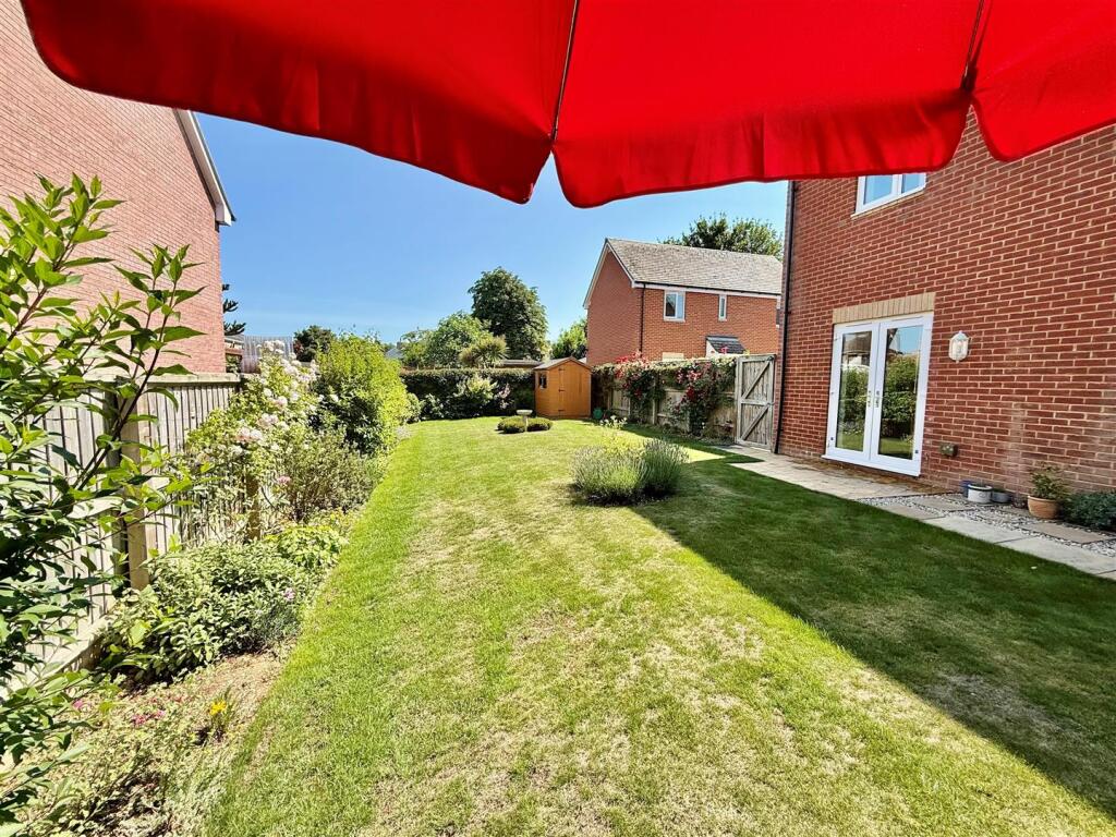 Rear Garden 1.jpg