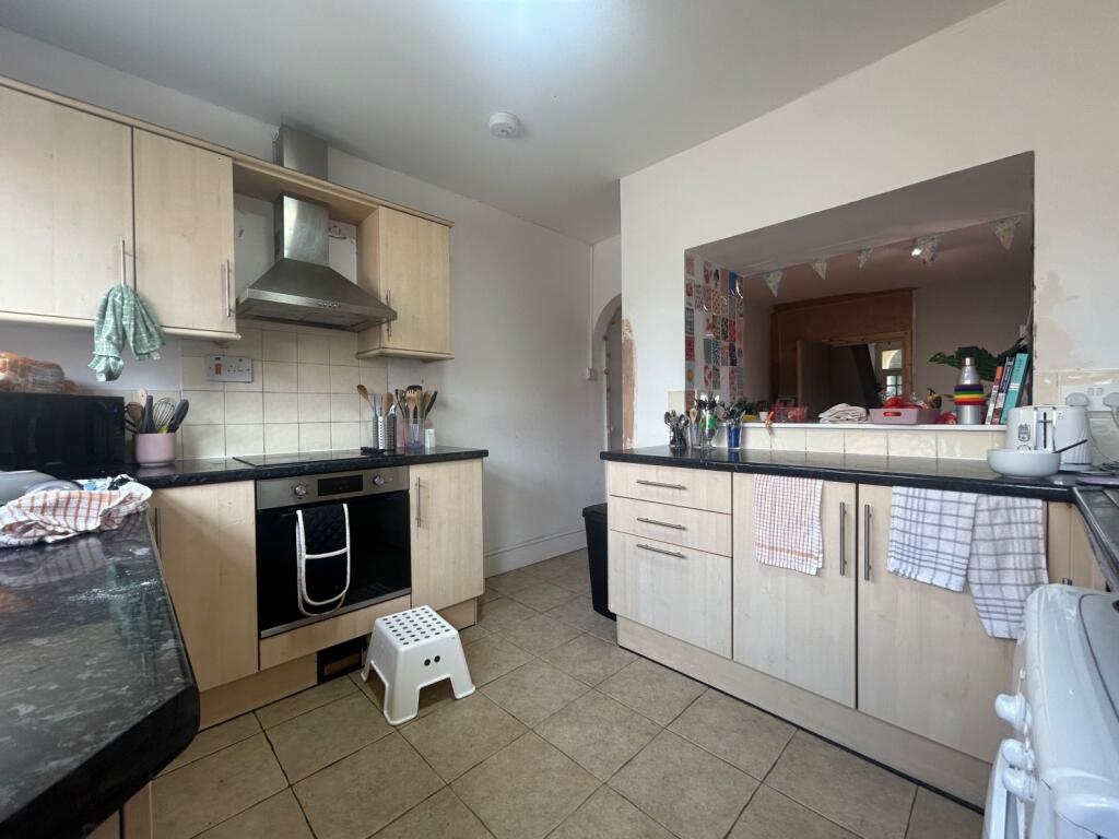 13d081a8-ce9e-4632-be6b-410d30b83408