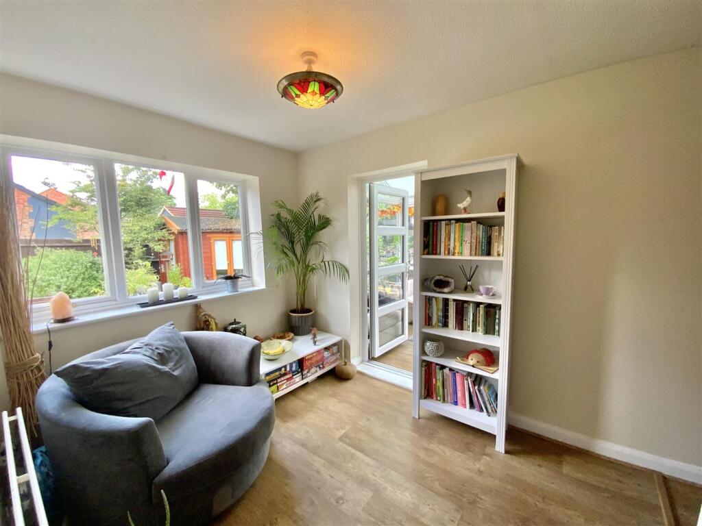 Dining room/sitting room