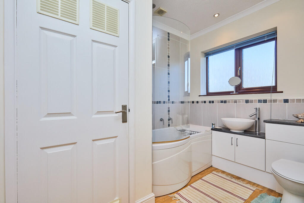 Edward Knight 202...