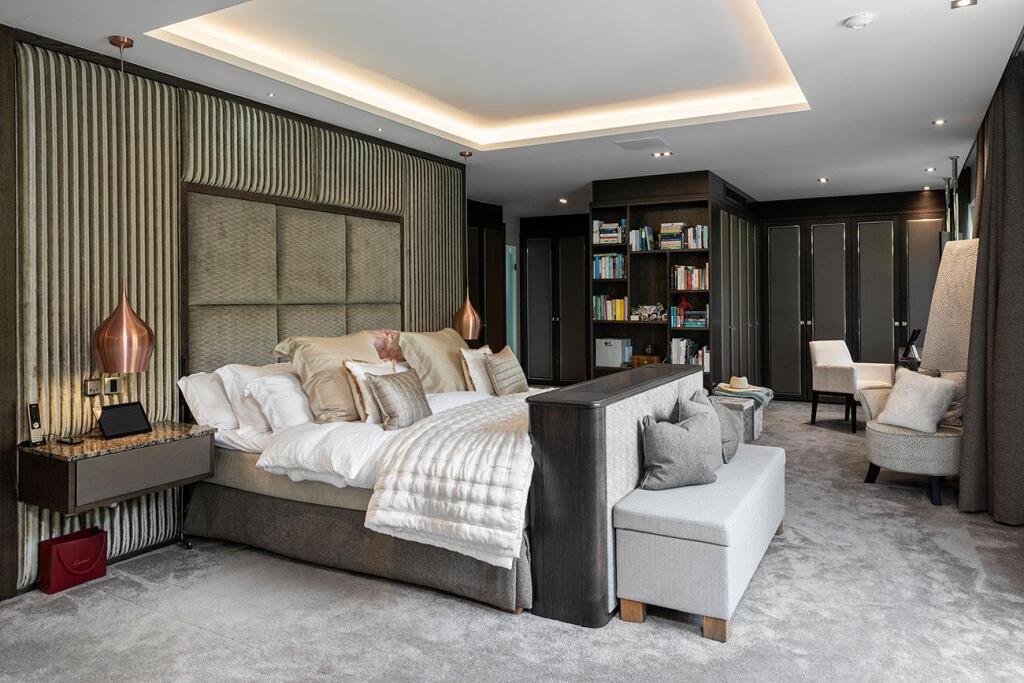 Principal bedroom su