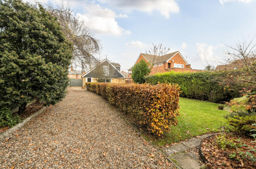 1380396-8-691c8aa...