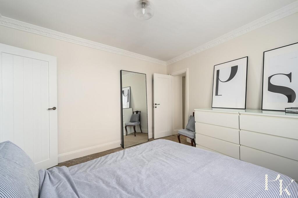 flt-6-osbourne-mansions-bn3 (4) .jpg