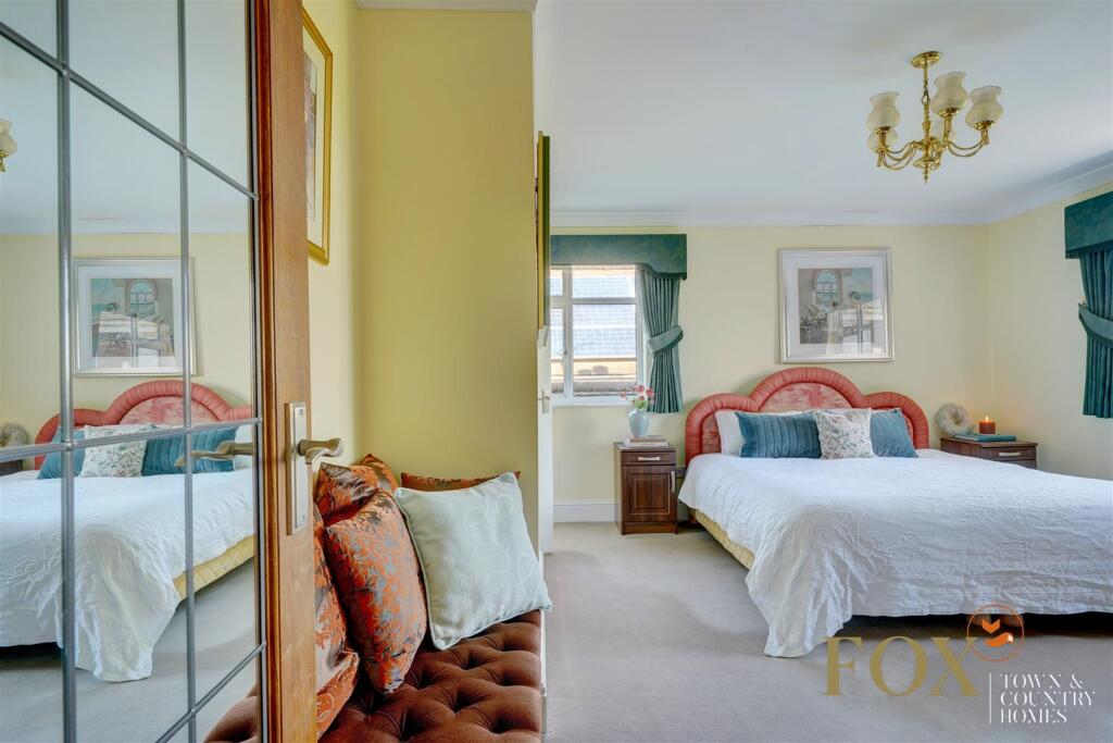 Holt Grange (33).jpg